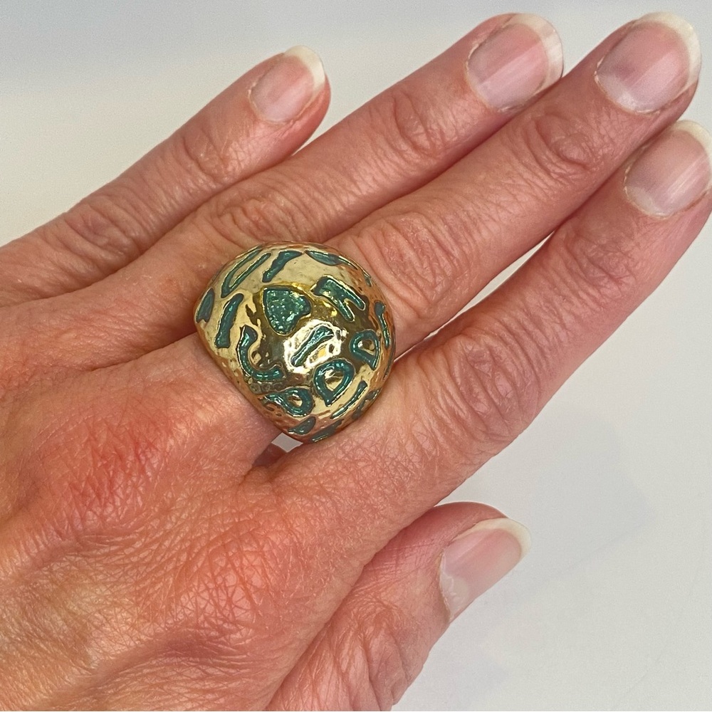 Vintage Green Enamel Gold Tone Textured Dome Expandable Stretch Statement‎ Ring - Picture 3 of 8